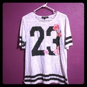 💕2 for $7💕Almost famous burnout tee
